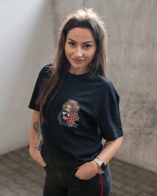 MATROSCHKA KLEIN VORNE OVERSIZE T-SHIRT – Bild 2